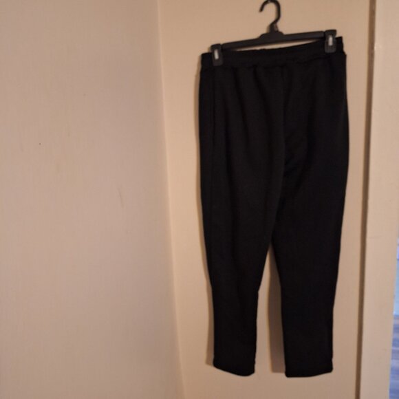 black jogging pants medium - Picture 8 of 10